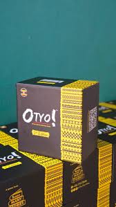 RhetoTabdia-judges-otyo-rounds